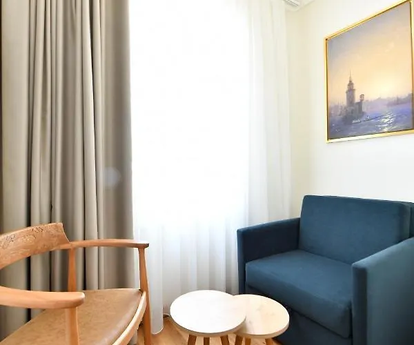Agras Hotel 4*