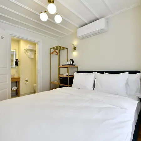 Hotel Agras 4*
