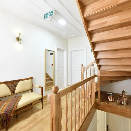 Agras Hotel Istanboel