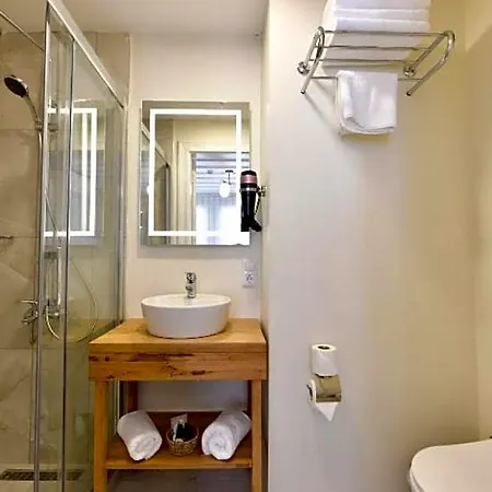 Agras Hotel