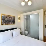 Agras Hotel 4*